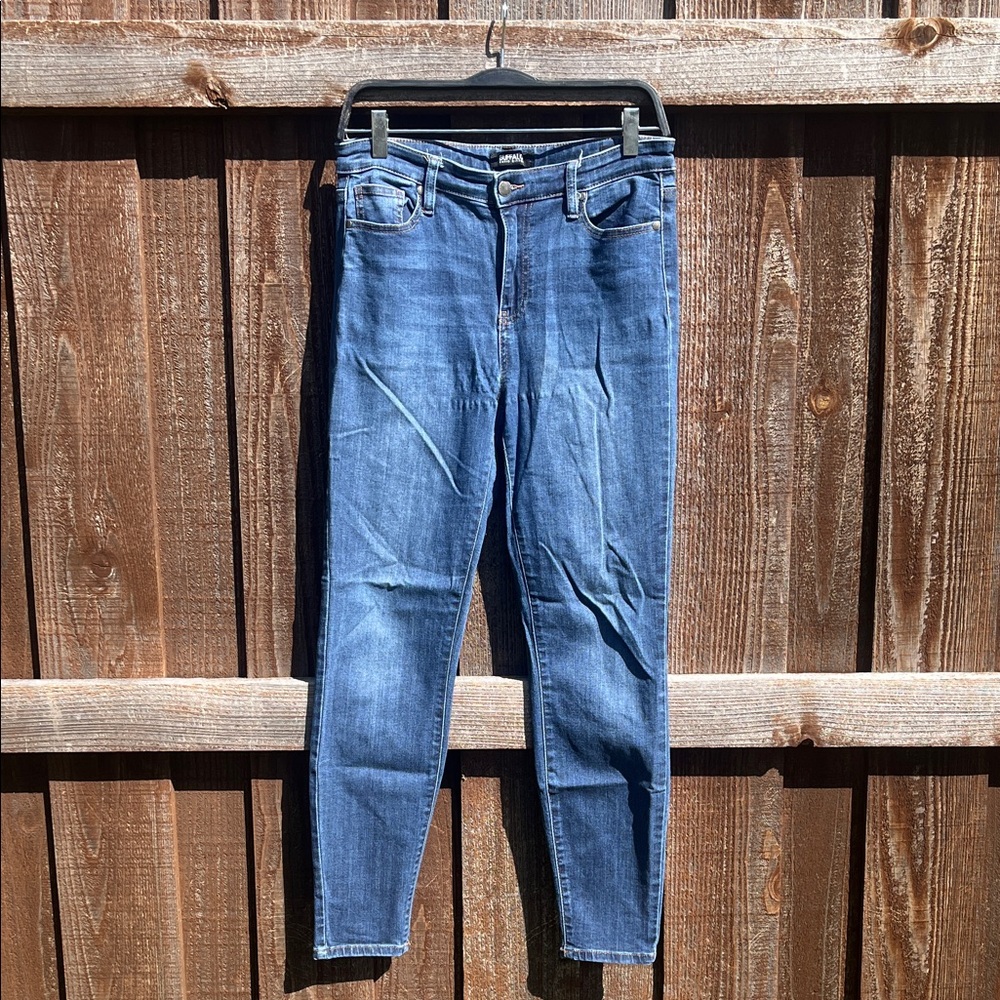 Buffalo David Bitton high-rise mollie skinny blue jeans size 28